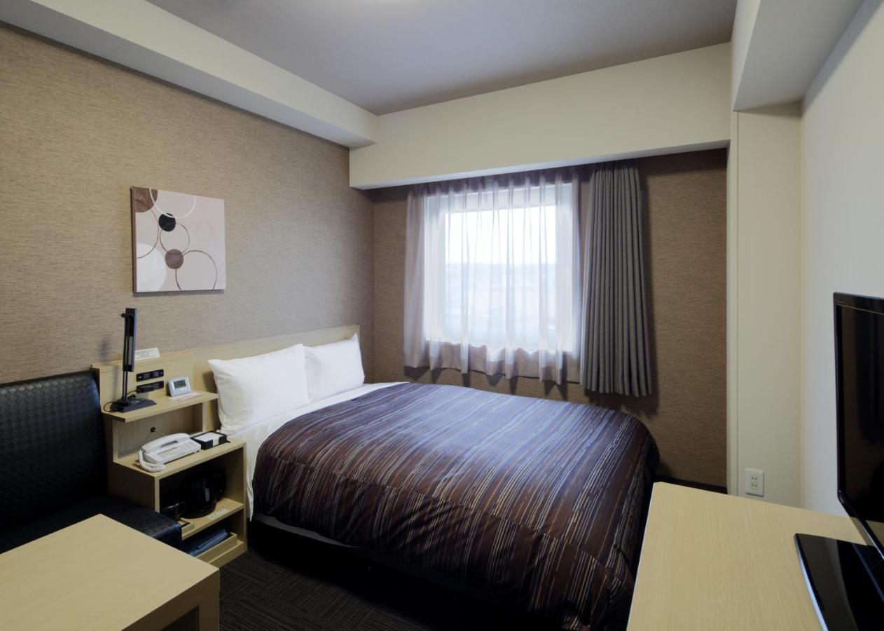 Hotel Route-Inn Tsuyama Ekimae Esterno foto